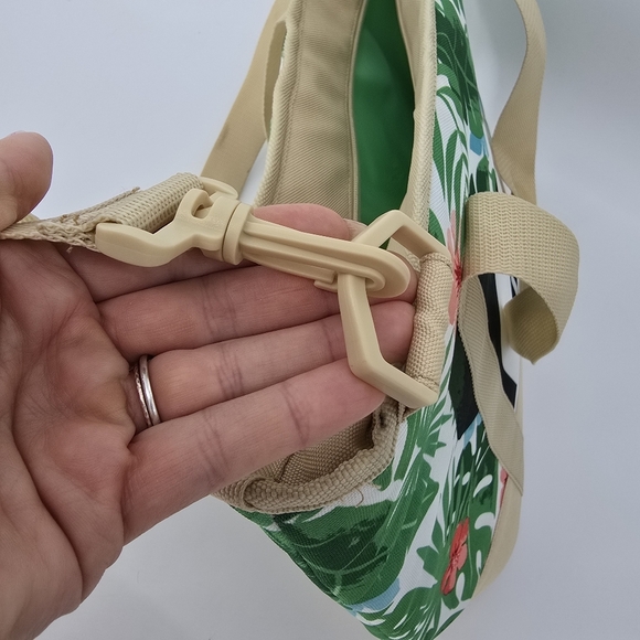 New Disney Store Mickey & Minnie Mouse Tropical insulated Tote Bag Cooler New - Picture 7 of 8